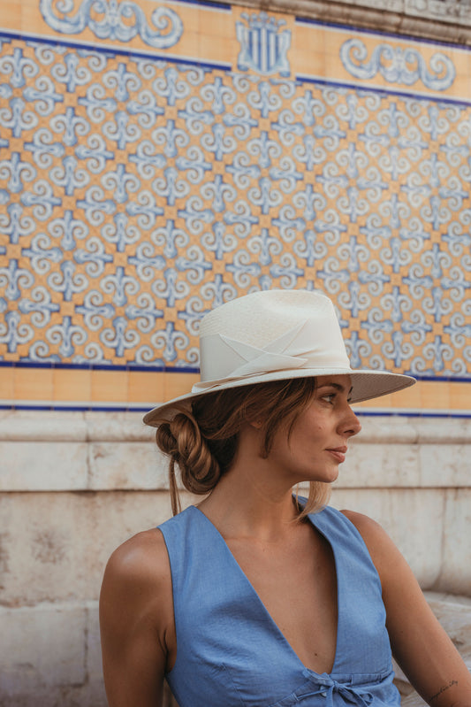 Natural/Bone Gardenia Hat