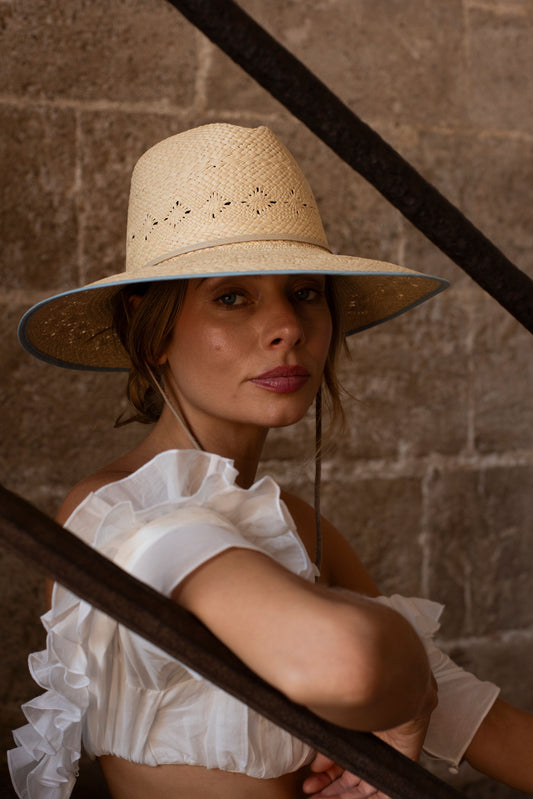 Natural/Sky Fiji Hat